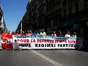 Thibault dénonce "une forme de mépris provocante" à l'encontre des manifestants