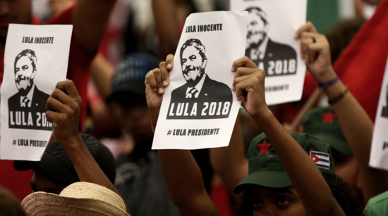 Les Brésilien.ne.s envahissent les rues pour soutenir Lula Da Silva