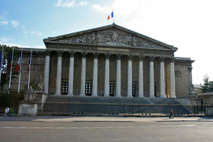 Pourquoi nous demandons la dissolution de l’Assemblée Nationale