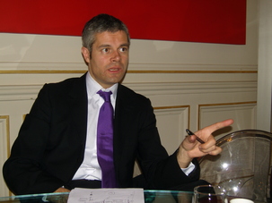 Mobilisation des bourses : les propos insultants de L. Wauquiez !