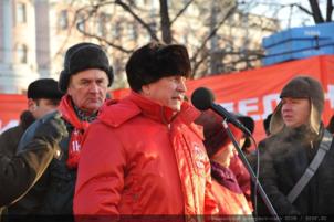 Manifestations des communistes contre le projet de loi de réforme de l'éducation en Russie