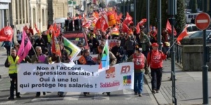 25 000 personnes défilent à Marseille contre la "casse du code du travail", 7000 à Lyon