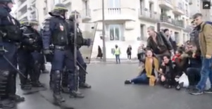 Violences devant l'ambassade de Turquie