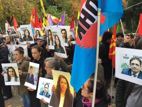 A Strasbourg, les manifestants exigent que l’Europe condamne le régime d'Erdogan