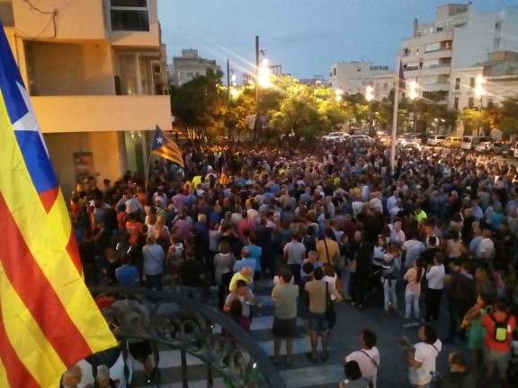 Des concentrations massives dans toute la Catalogne pour la défense des libertés