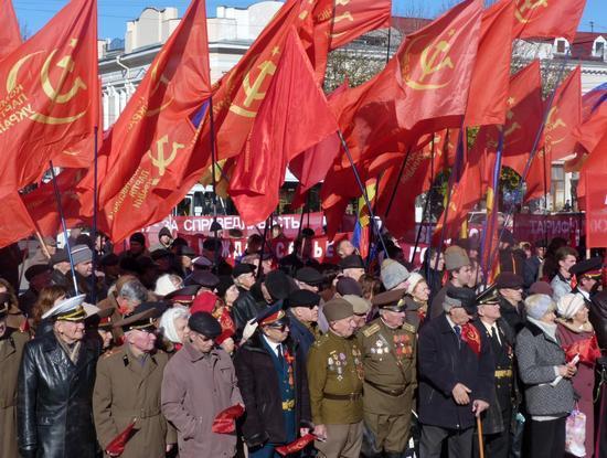 L'Ukraine a célébré les 94 ans de la Révolution d'Octobre