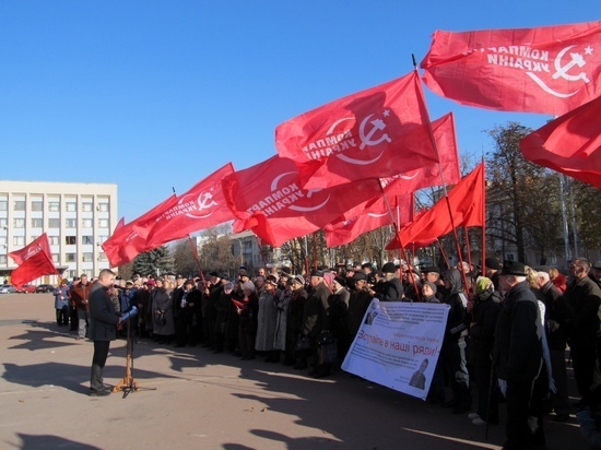 L'Ukraine a célébré les 94 ans de la Révolution d'Octobre