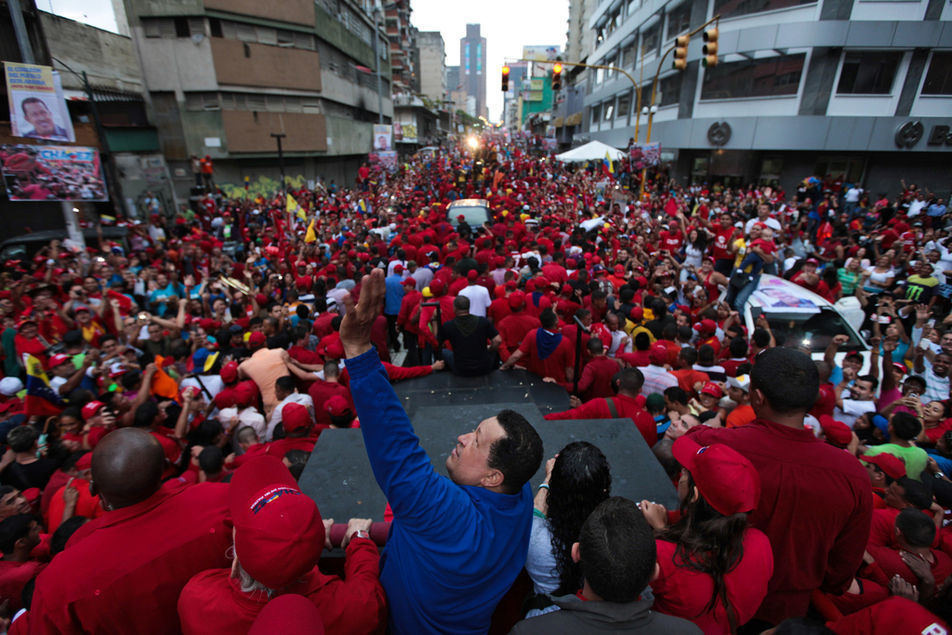 Venezuela : une marée rouge a envahi le centre de Caracas