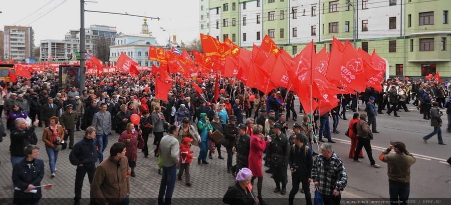 Les communistes ont massivement défilés pour le 1er mai en Russie