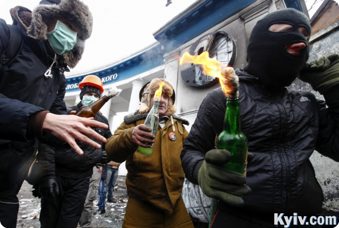 L'Europe reconnait enfin que les manifestations à Kiev n'étaient pas pacifiques