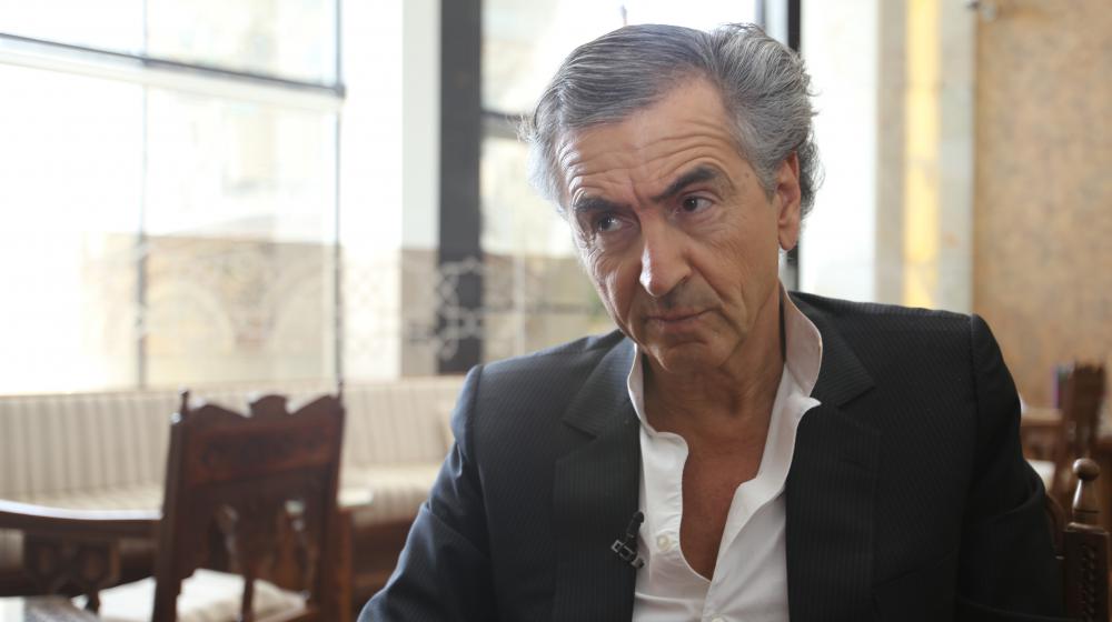 La pièce de l'imposteur et va-t-en-guerre BHL, "Hôtel Europe", fait un flop