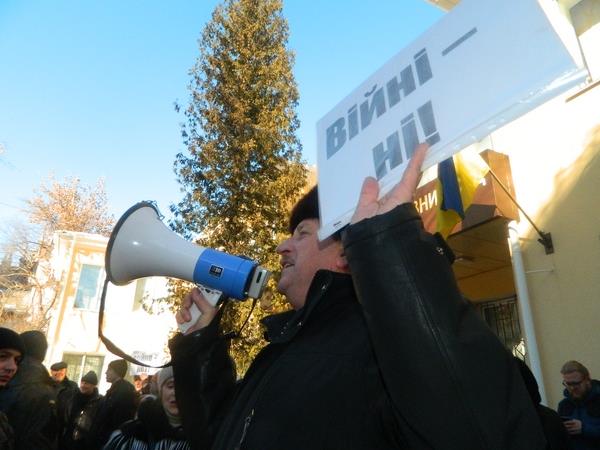 Kiev : Ils manifestent contre l'interdiction du Parti Communiste d'Ukraine (KPU)