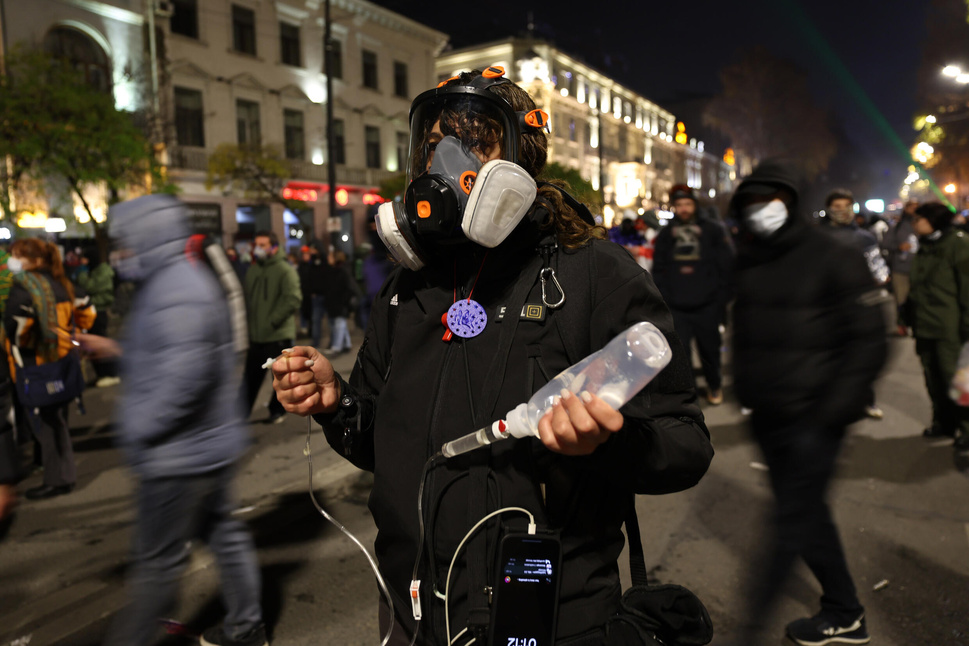 Crise en Géorgie - Les manifestants font face à la police © Giorgi Arjevanidze, AFP