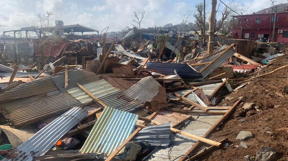 Cyclone : mobilisation pour secourir Mayotte ravagée