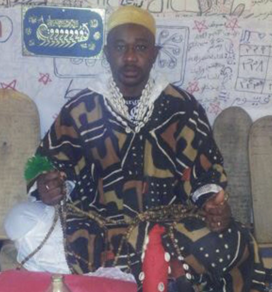 Professeur Famaya, à Sevran,  La Courneuve, en SEINE-SAINT-DENIS, un des meilleurs grand voyant marabout Africain et sorcier - Tel+Whatsapp : 06 30 05 04 77 - 07 75 82 60 10 - Retrouver le bonheur, santé, chance, travail, et bien plus...