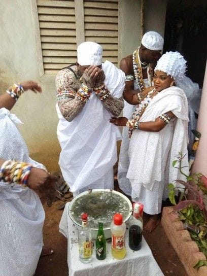 Professeur TABOUNA, Voyant Médium et Guérisseur à Ambérieu-en-Bugey, Bourg-en-Bresse, en Rhône-Alpes, Véritable Expert en problèmes de couple et enlèvement de mauvais sorts. Grand marabout reconnu - Tel+Whatsapp :07 63 94 52 65