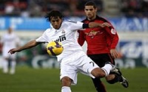 Football: Raul envisage sa retraite en 2011