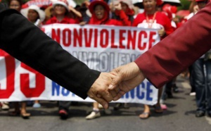 Bangkok: les «chemises rouges» se sont rendus