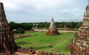 Thaïlande rurale, les "chemises rouges" ne cèdent rien