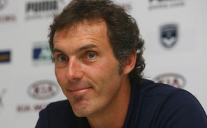 Sport: Laurent Blanc à la tête des Bleus