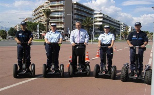 Faits divers ou humour: la police en trottinette