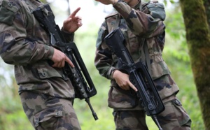 Sébastien Lecornu autorise l'intégration des personnes séropositives dans les forces armées