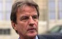 Mis en cause, Bernard Kouchner est sommé de s'expliquer