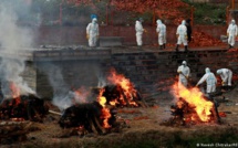 Le Népal est confronté à une "catastrophe humaine" comme en Inde