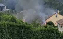 INCENDIE A MOLLES - petit village de la montagne Bourbonnaise - Le pire est évité !