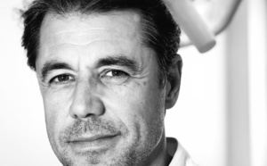 Le docteur Stéphane Smarrito nous dit tout sur la Blépharoplastie Supérieure